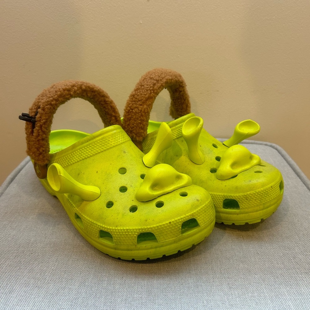 Shrek Crocs
Size 10 M / 12 W
Worn a few times